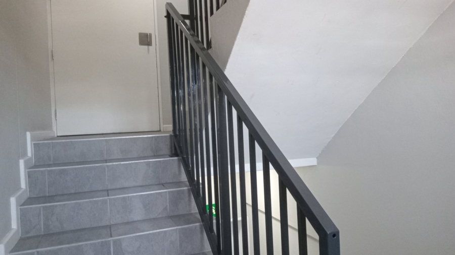2 Bedroom Property for Sale in Table View Western Cape